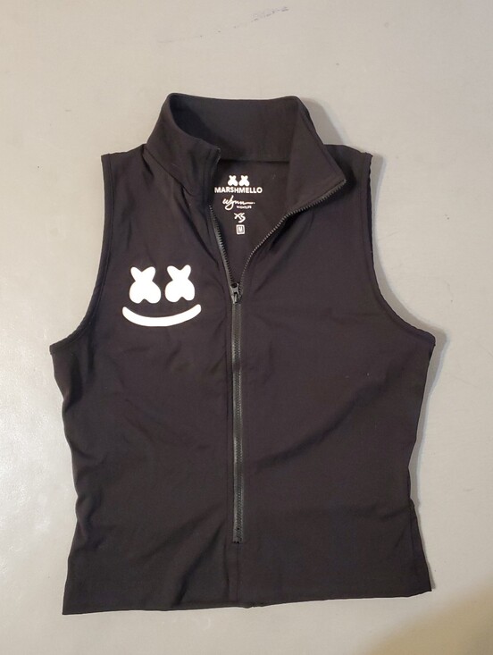 Marshmello Tops - Marshmello Wynn Nightclub Women's Black Zip Front‎ Top Size Medium